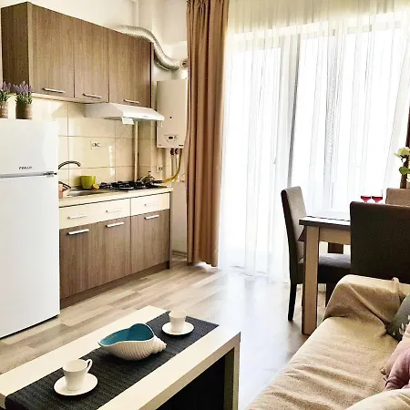 Lakeview Flats Summerland * Mamaia