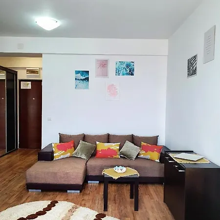 Lakeview Flats Summerland Apartment *